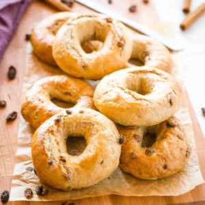 Cinnamon Raisin Bagels 90 Grams